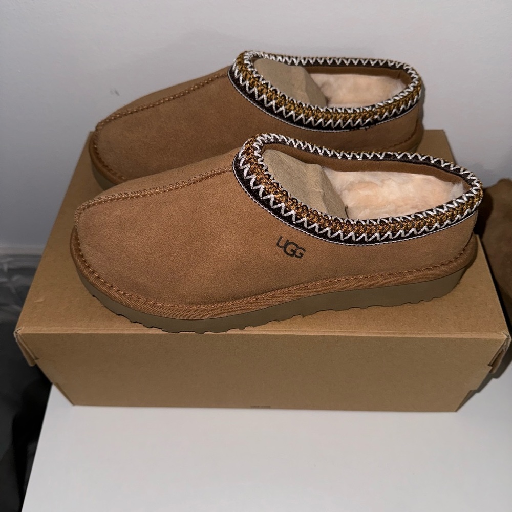 Ugg Tasman Slipper